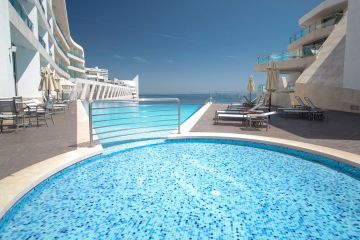 Sunrise Hotel