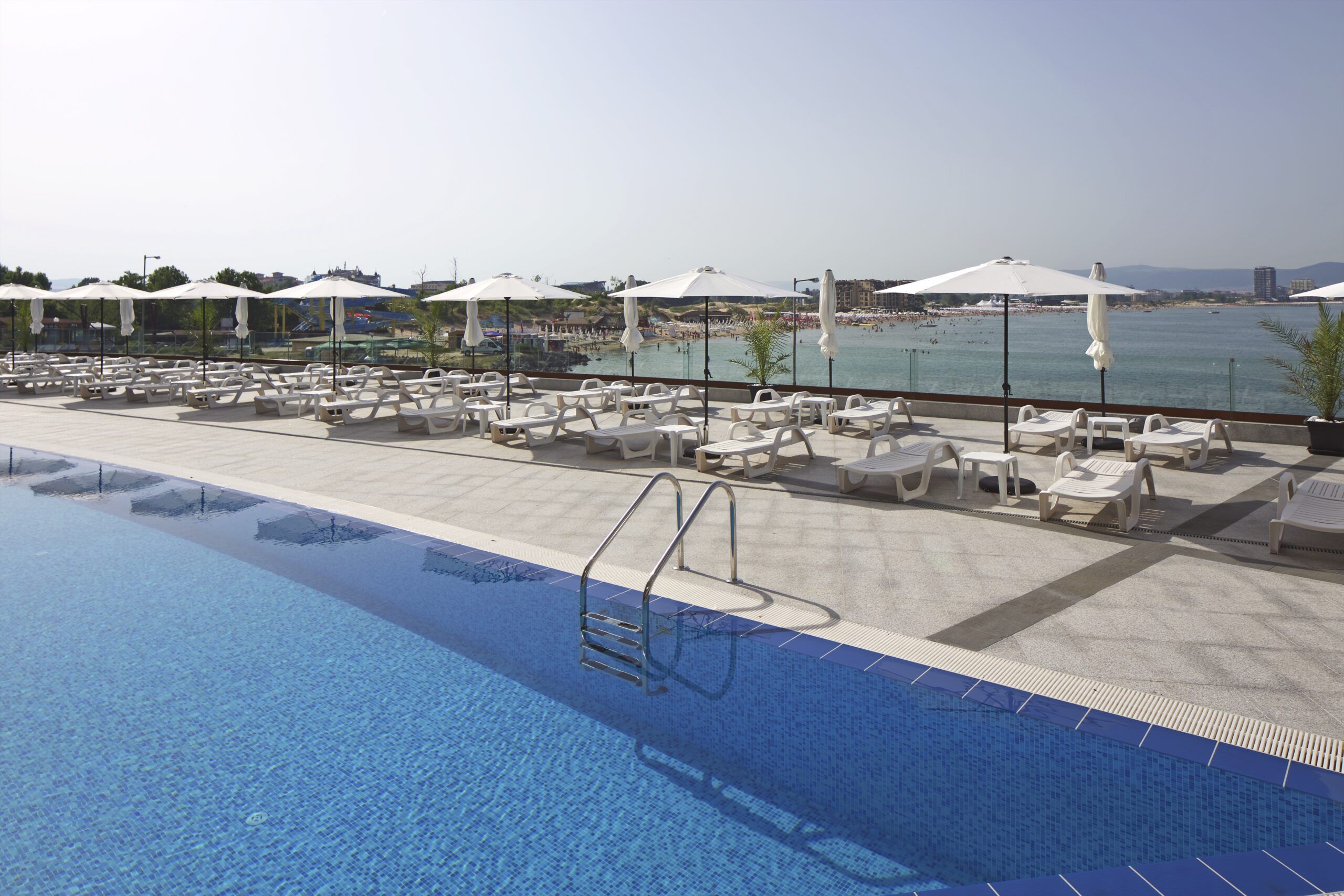 Paradiso Dreams Hotel 4