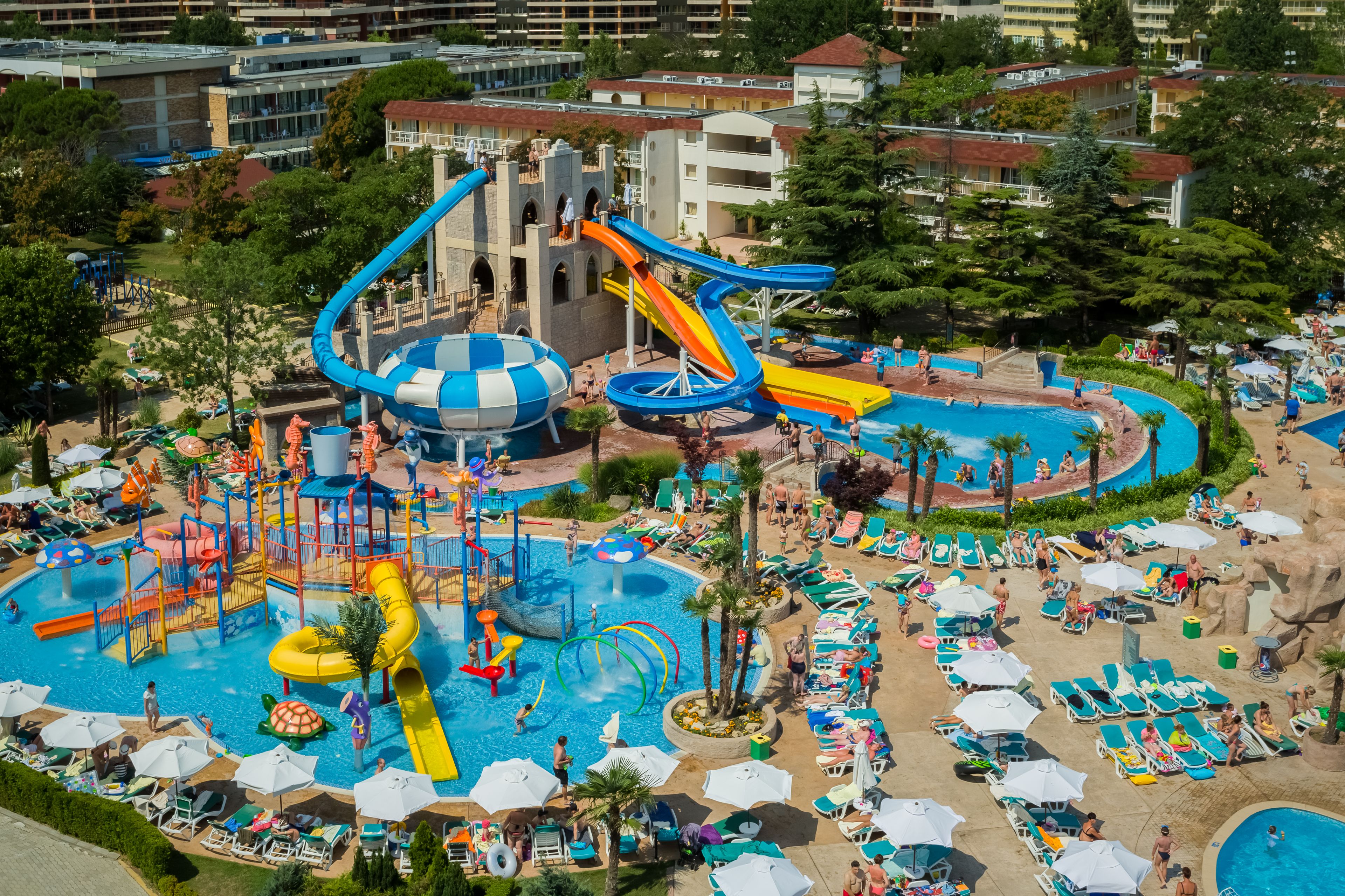 DIT Evrika Beach Club Hotel 2