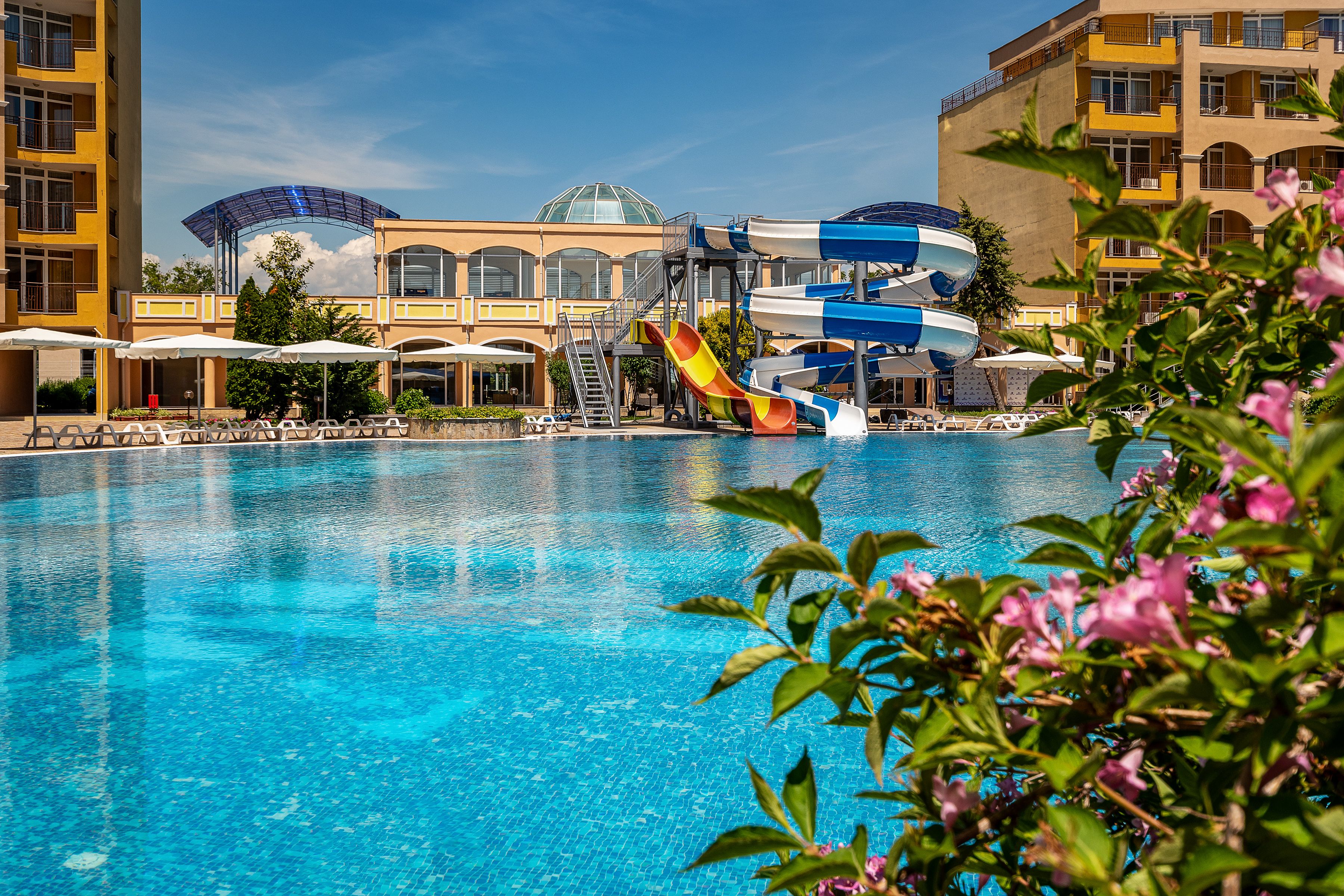 Midia Family Resort 1