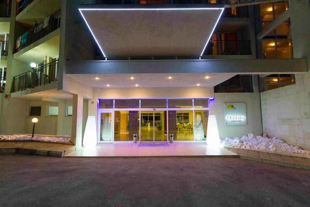 Park Hotel Madara 2