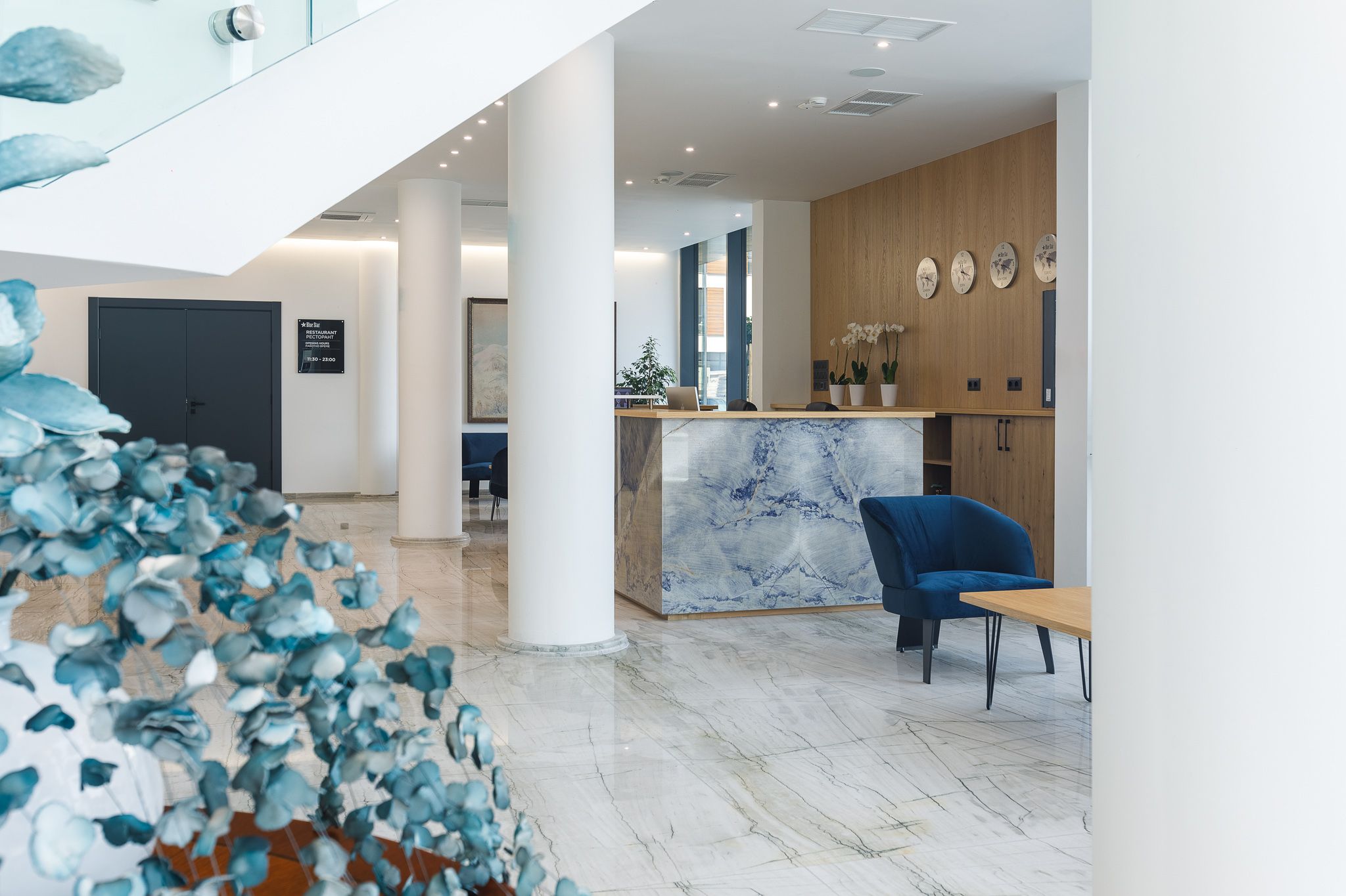 Blue Star Luxury Hotel 4