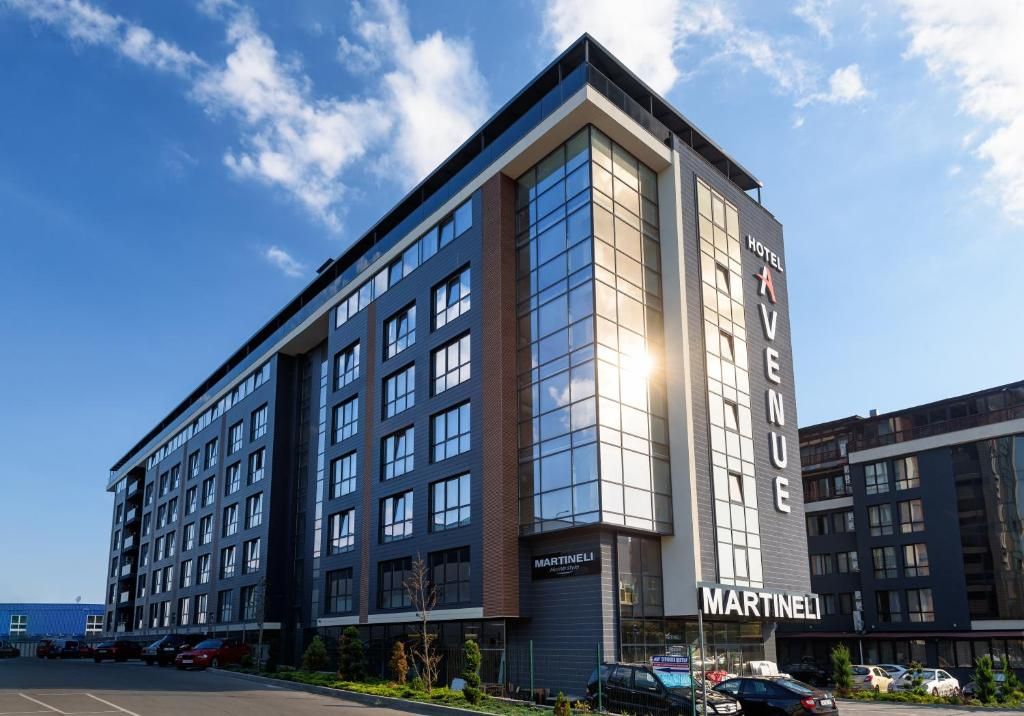 Hotel Avenue Deluxe 1