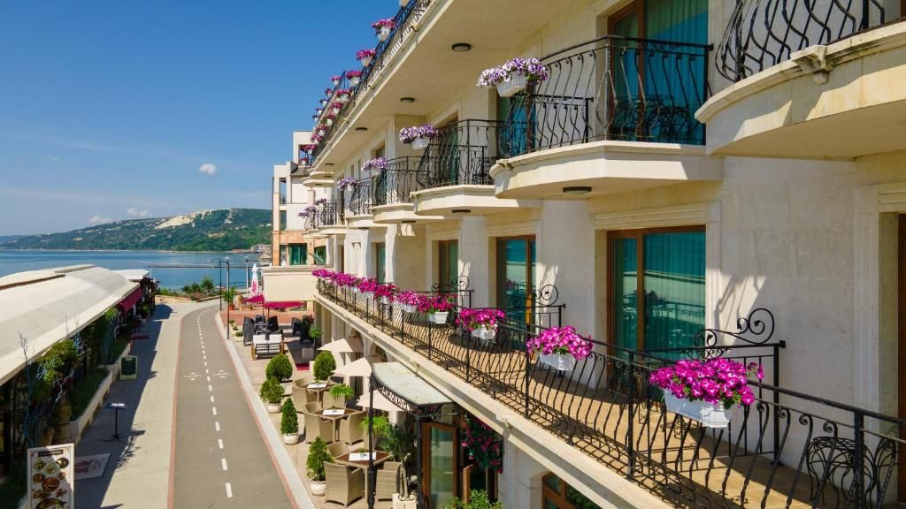 Hotel Mistral 5