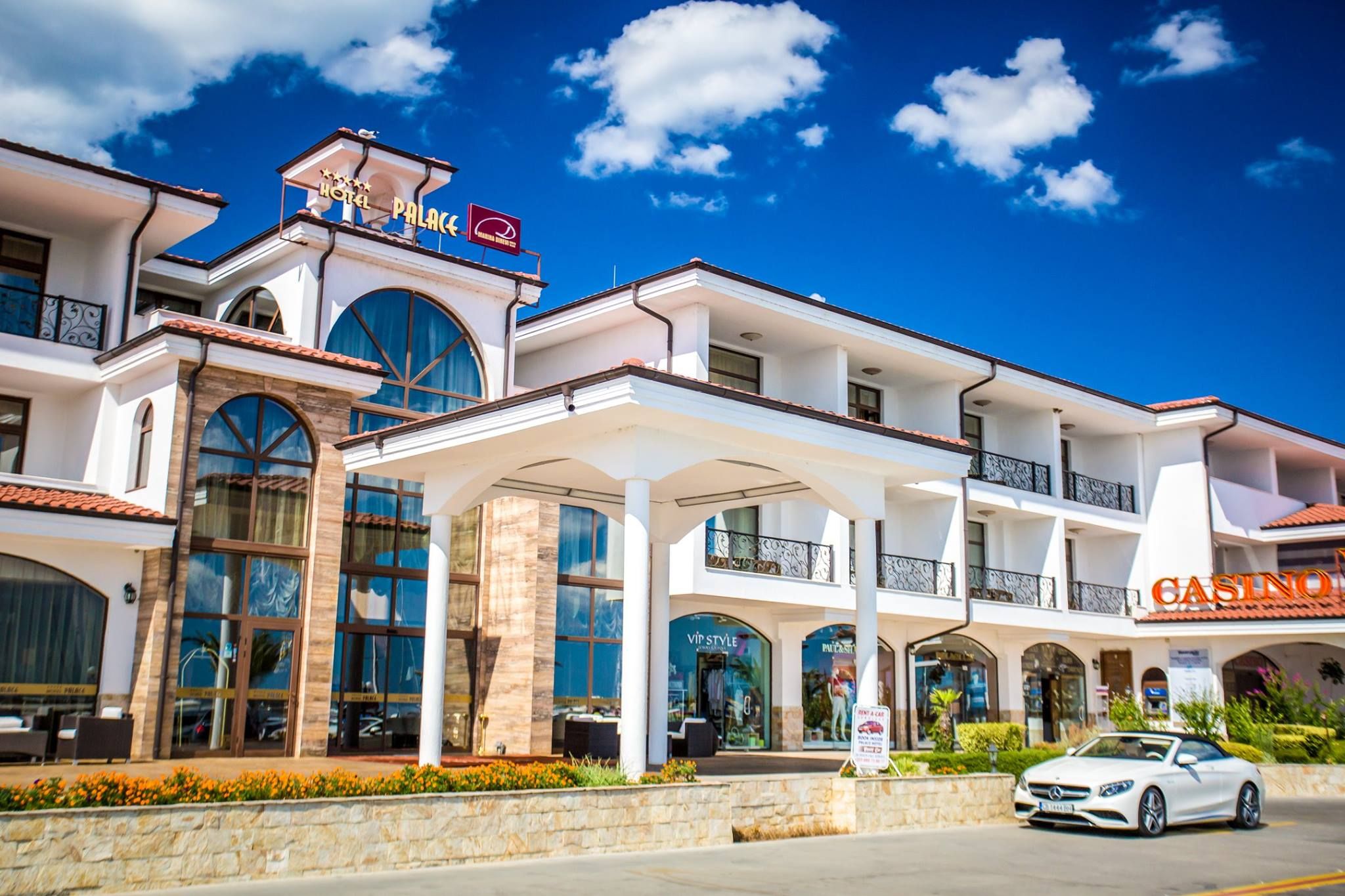 Palace Hotel Marina Dinevi 1
