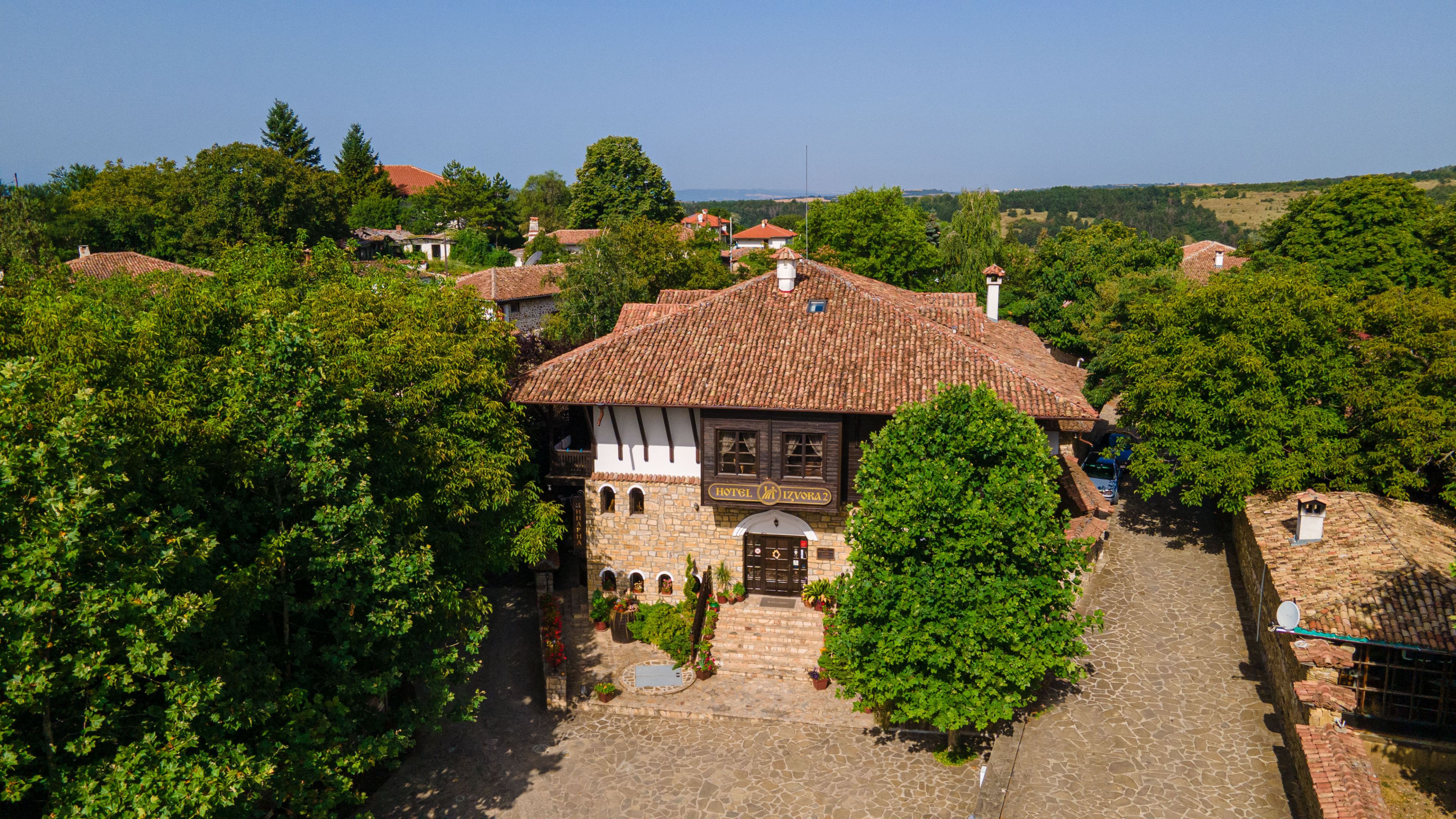 Hotel Izvora 2 1